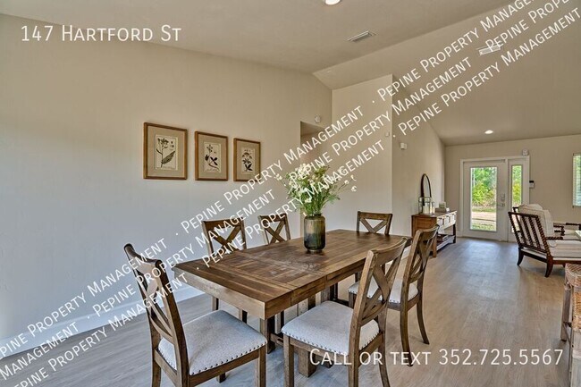 Building Photo - 147 Hartford St