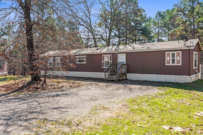 Building Photo - 15617 Country Walk Dr