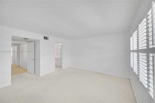 Building Photo - 5555 N Ocean Blvd