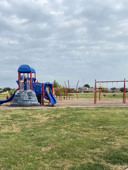 Building Photo - 14356 Cloudview Way