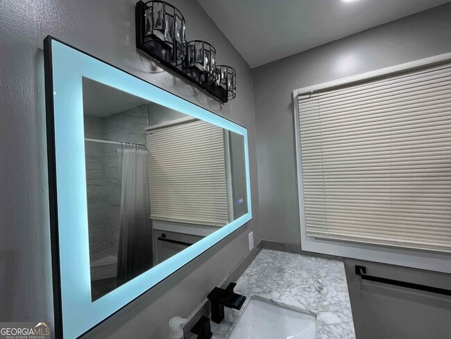 Building Photo - 1734 Cahoon St SW