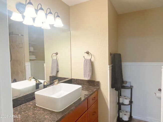 Building Photo - 101 N 7th St