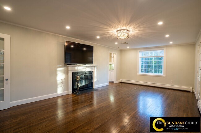Building Photo - 40 Puddingstone Ln