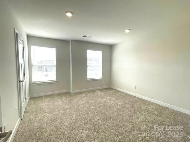Building Photo - 10476 Dalton Woods Ct NW