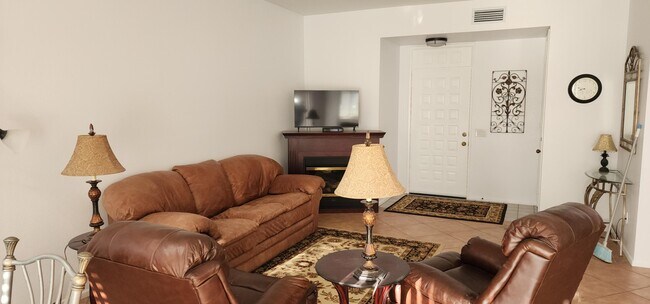 Building Photo - 28656 Taos Ct