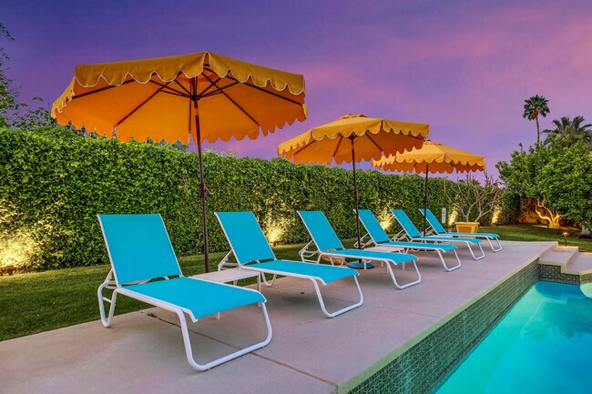 Building Photo - 2230 Tamarisk Rd