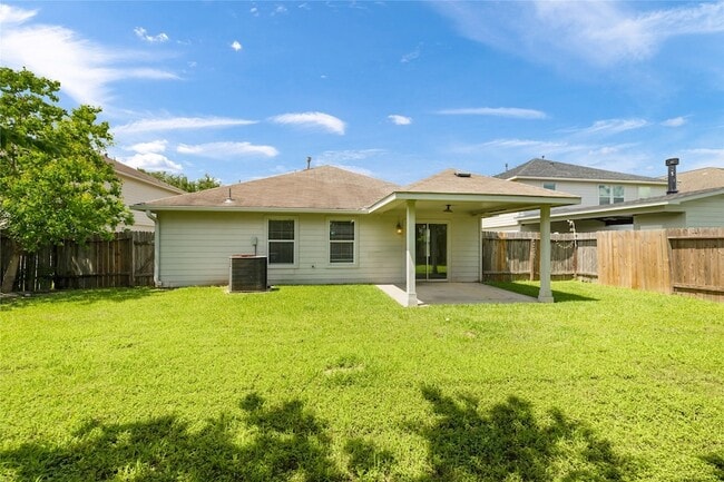 Building Photo - 22031 Silverfield Park Ln
