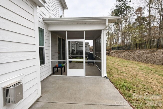 Building Photo - 128 Reids Cv Dr