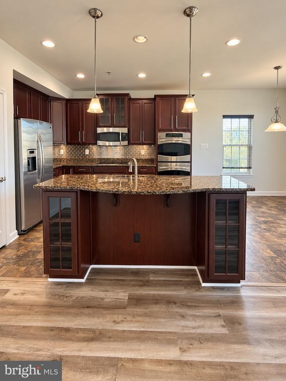 Building Photo - 7324 Brunson Cir