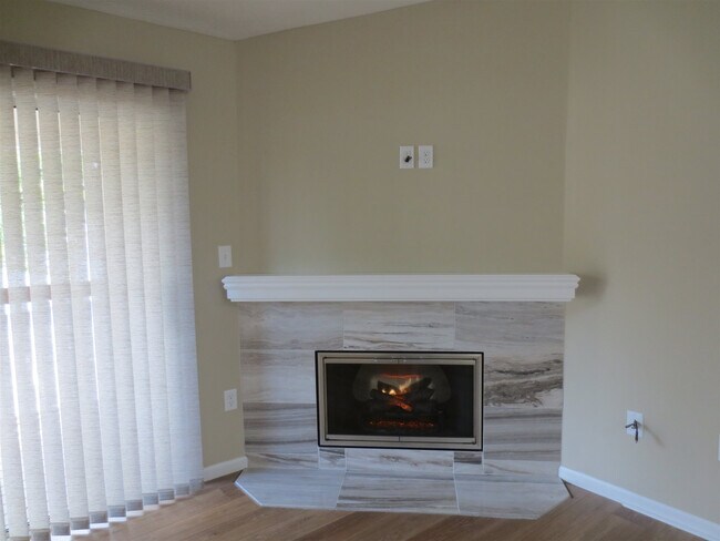 Building Photo - 34 Rio Grande Cir