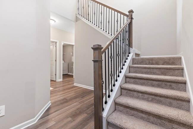 Building Photo - 1006 Valley Rock Dr