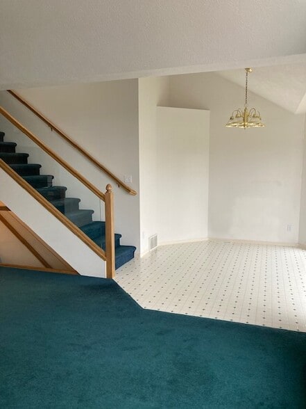 Building Photo - 18317 E Riverway Ave