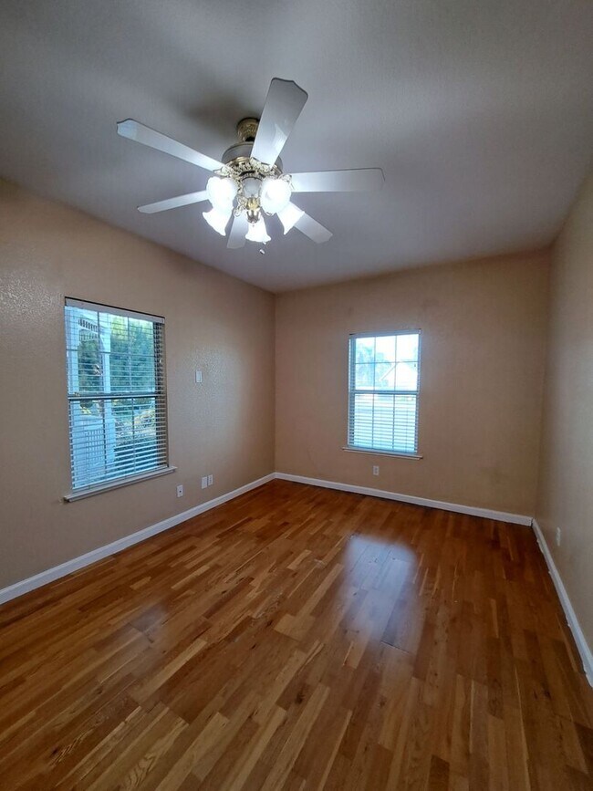 Building Photo - Move in Special: Half OFF your 1st Month's Rent! Elegant 4 Bedroom Home w/ Upstairs Loft Move in ...