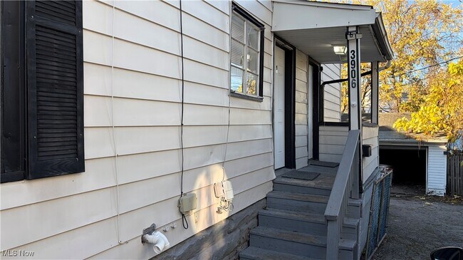 Building Photo - 3906 Memphis Ave