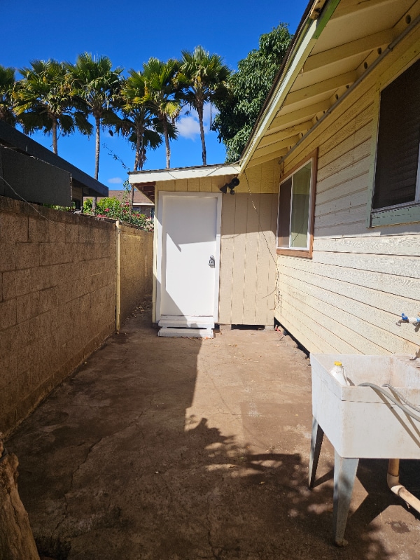 Building Photo - 272 Hoohie St