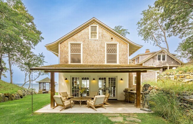 Building Photo - 21 Rawson Rd