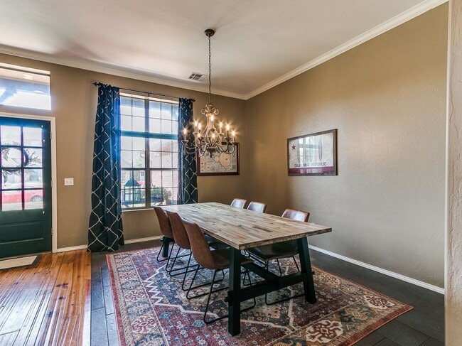 Building Photo - Large 4-Bedroom Home in Edmond Schools