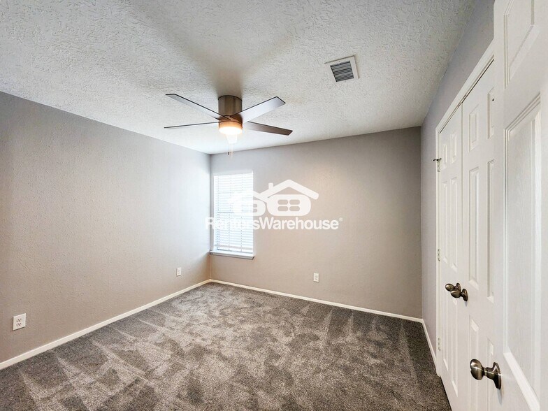 Building Photo - 13427 Garden Grove St