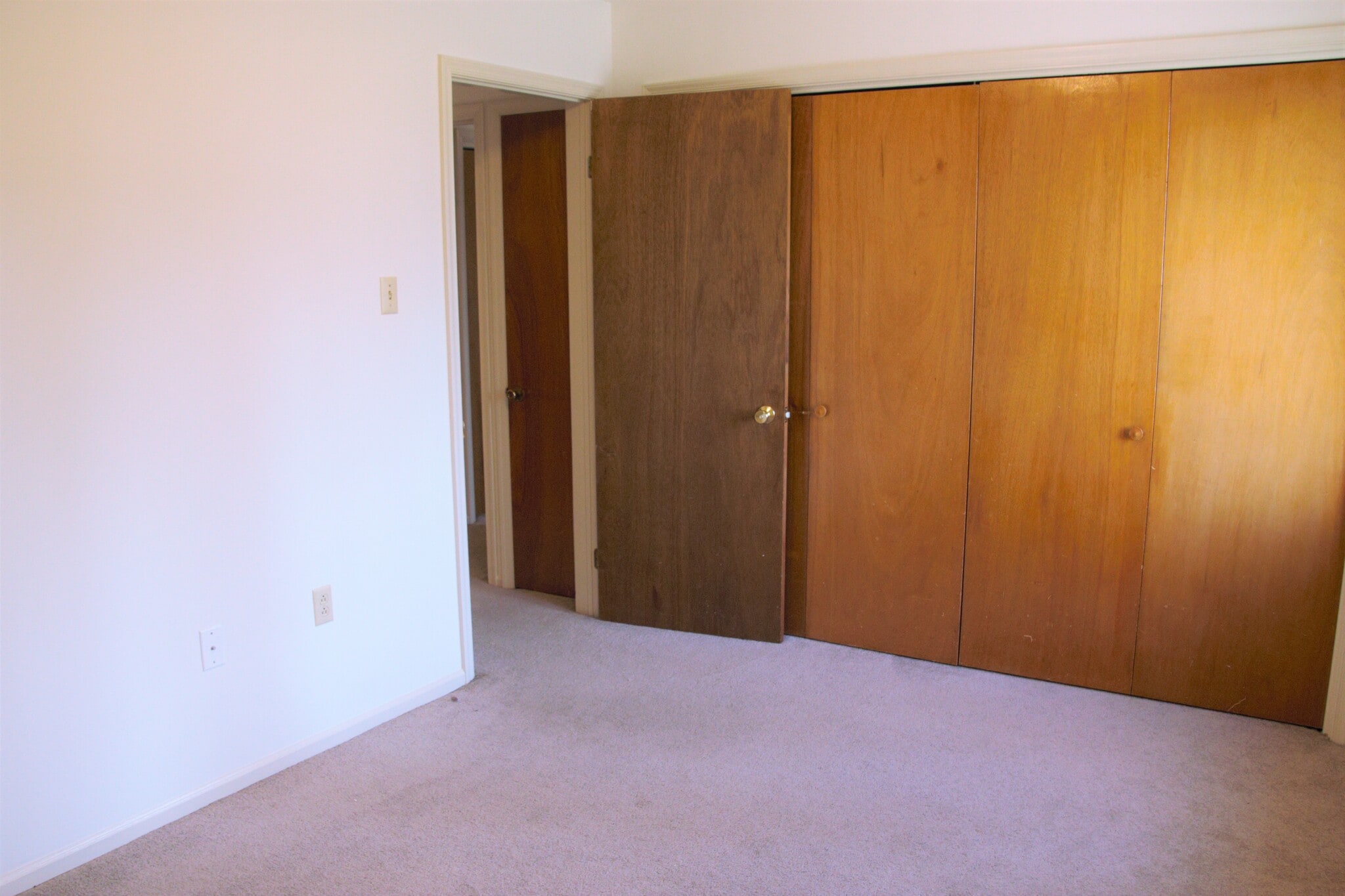Spacious Bedroom 2 - 785 Radio Rd