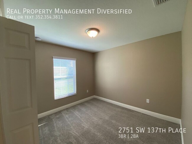 Building Photo - 2751 SW 137th Pl