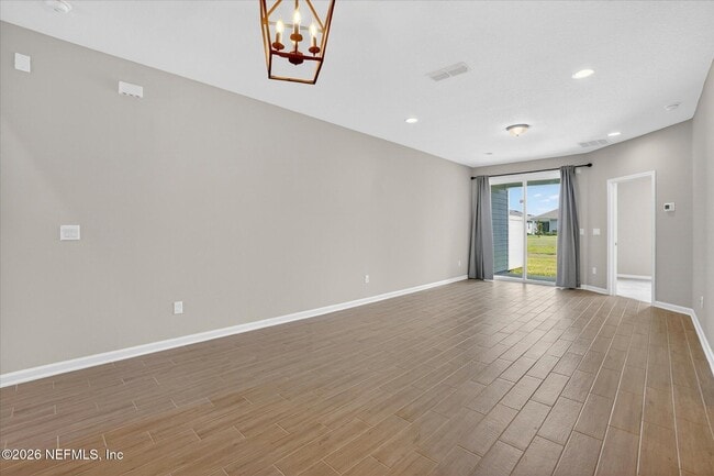 Building Photo - 698 Cherry Elm Dr