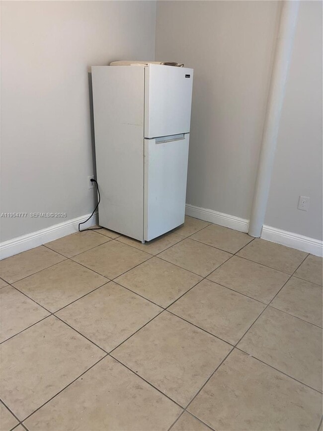 Building Photo - 1800 Sans Souci Blvd