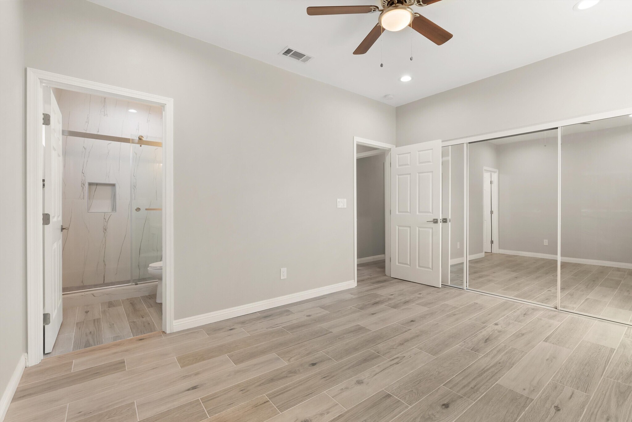 Building Photo - 10508 Mattock Ave