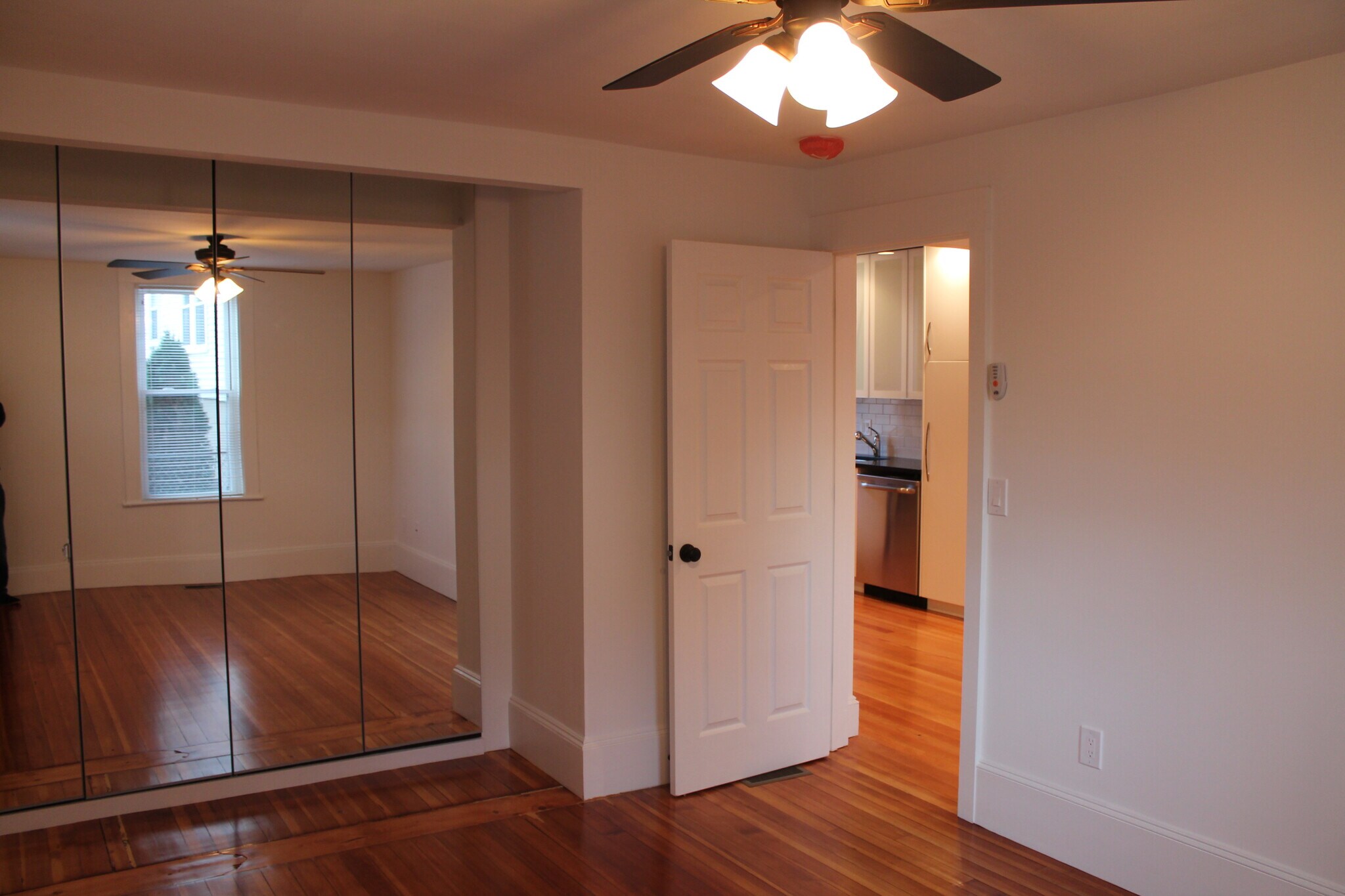 Building Photo - 17 Beechwood Ave