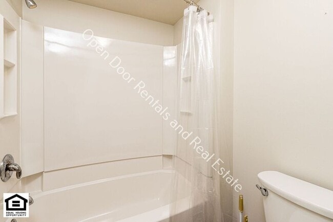 Building Photo - 4111 Harris Rd