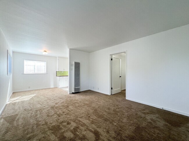 Building Photo - Charming 1 Bedroom, 1 Bath Rental in North Napa!