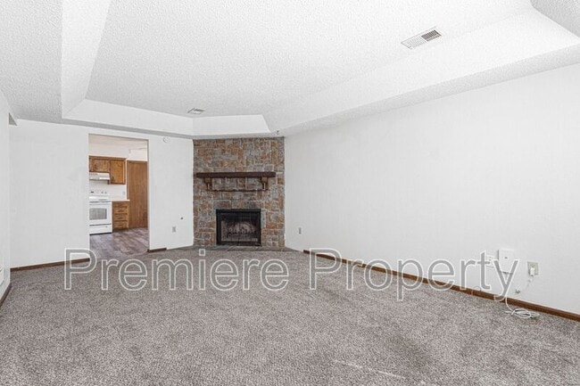 Building Photo - 9130 E 85 St