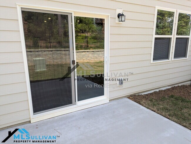 Building Photo - 173 Cabernet Dr