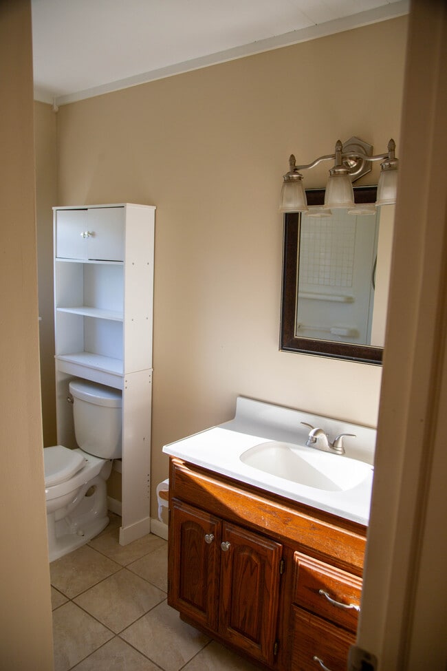 Building Photo - 516 s second ST