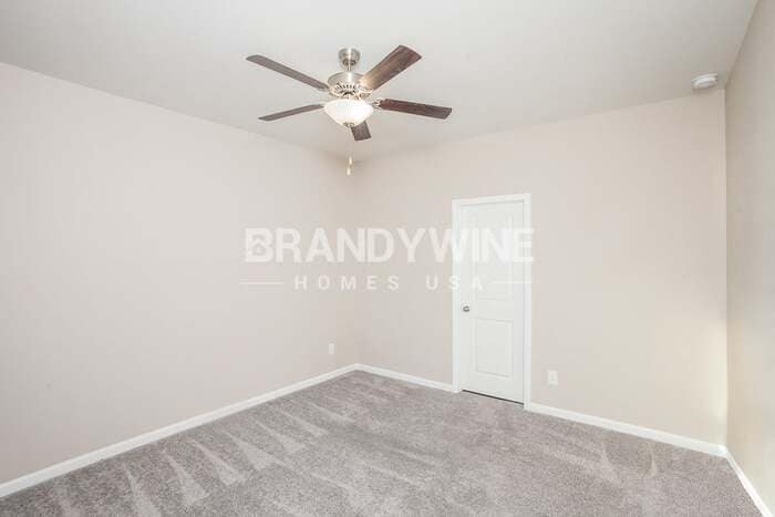 Building Photo - 327 Redmoss Dr