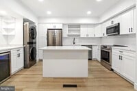 Building Photo - 25 Stonehenge Cir
