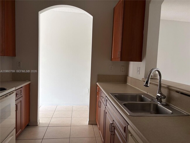 Building Photo - 2281 NE 42nd Ave