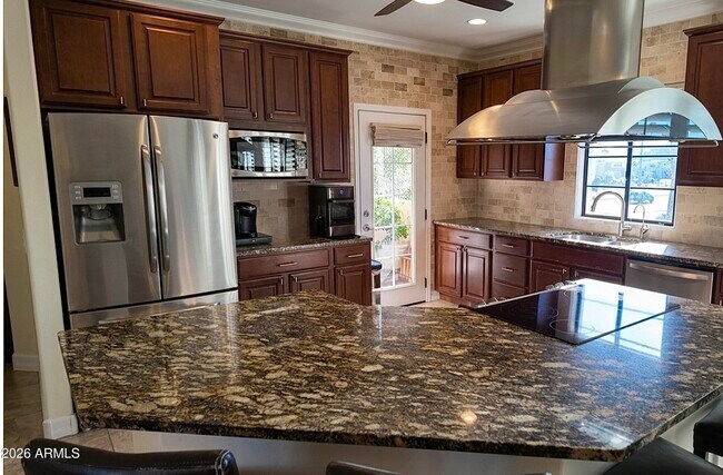 Building Photo - 10757 N 74th St