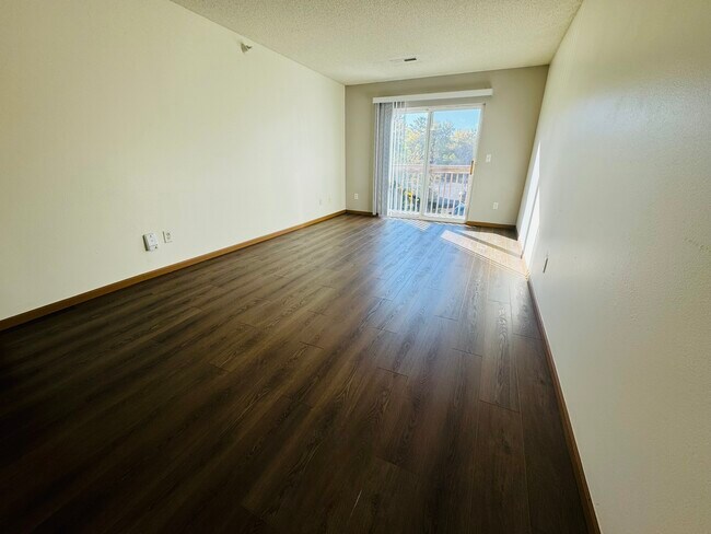 Building Photo - 245 Beaver Kreek Center