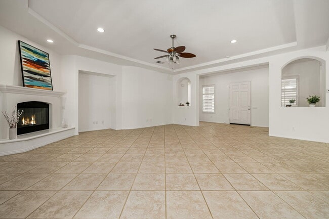 Building Photo - 43501 Parkway Esplanade W