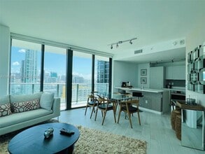 Building Photo - 501 NE 31st St