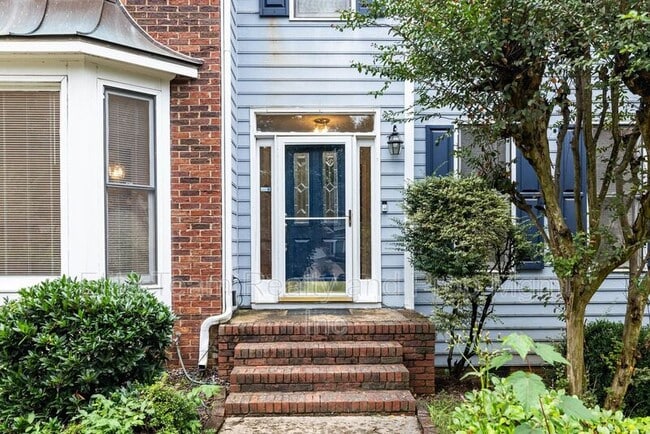 Building Photo - 5283 Downing Creek Dr