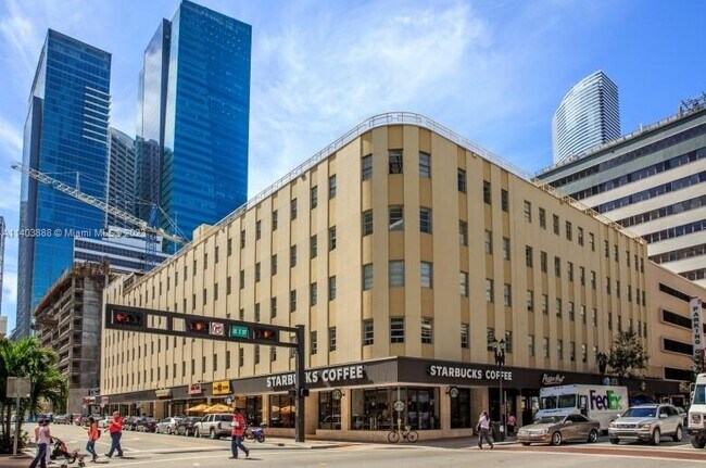 Building Photo - 150 SE 3rd Ave