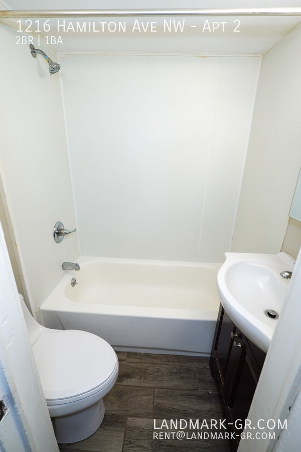 Building Photo - 1216 Hamilton Ave NW