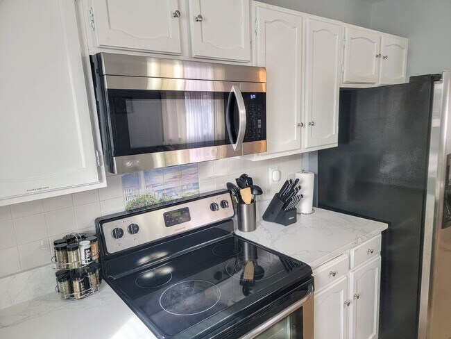 Building Photo - 202 Glen Rd