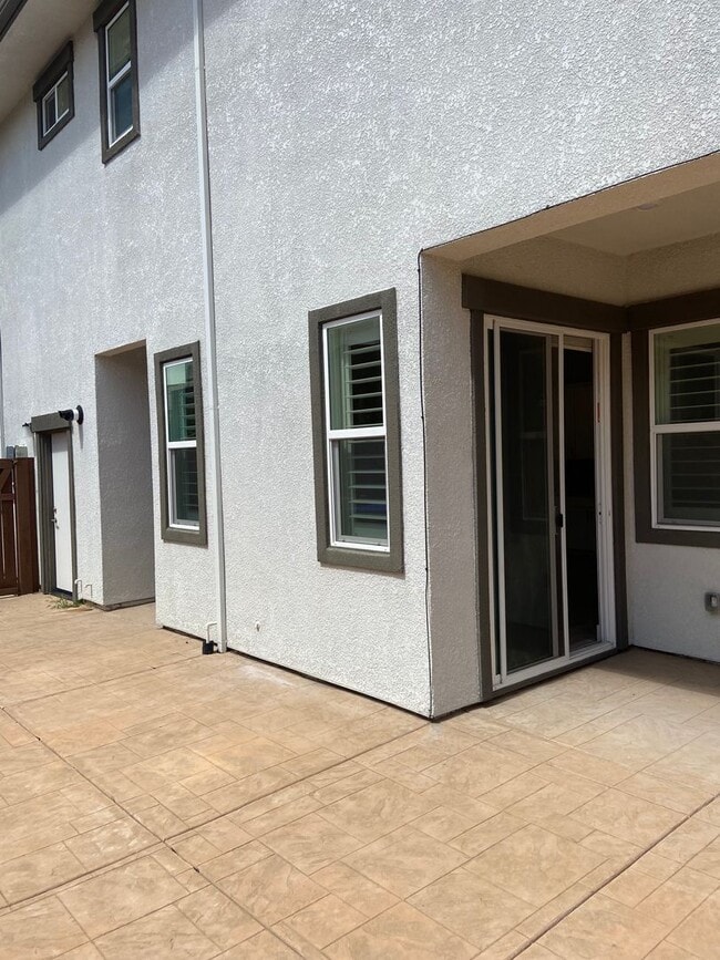 Building Photo - 5011 Murieta Pl