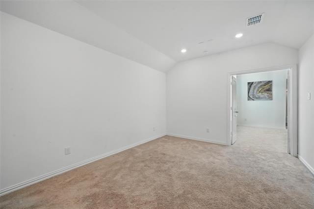 Building Photo - 1501 Lake Grove Dr