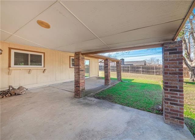Building Photo - 1612 Beaver Trail