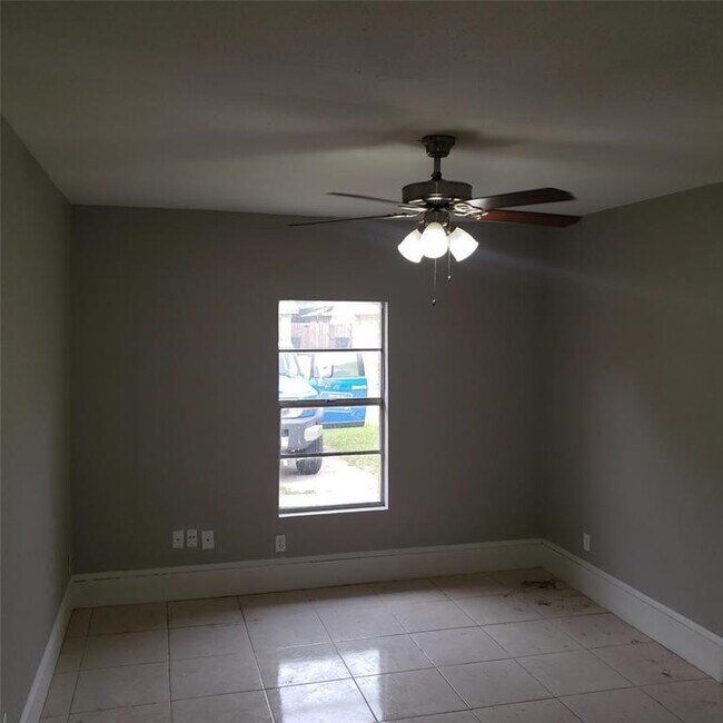 Building Photo - 12931 Southbridge Rd