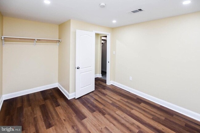 Building Photo - 5908 Grenfell Loop