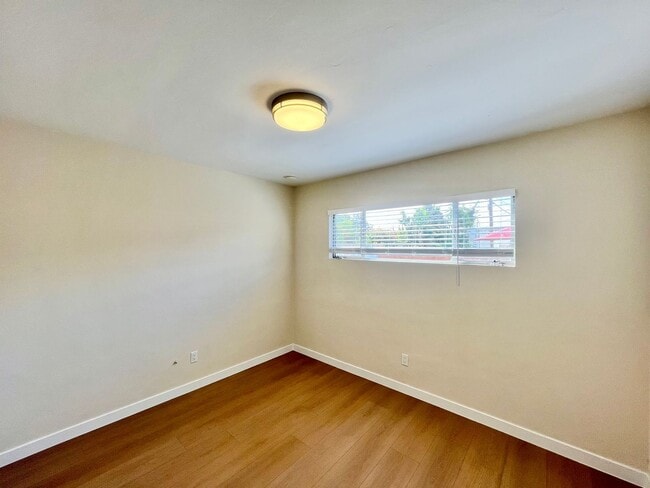 Building Photo - 4345 Central Ave